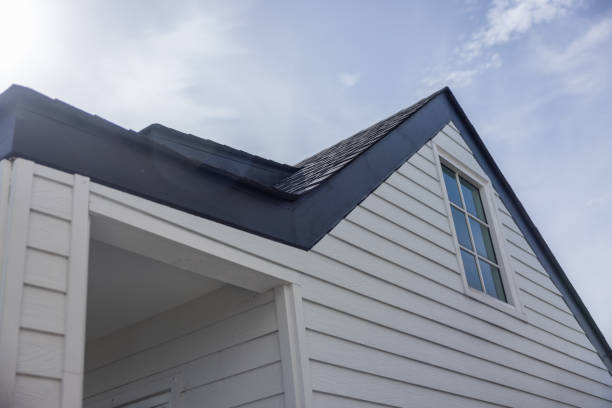 How To Choose The Right Materials for Your Siding Installation in 'East Alton, IL